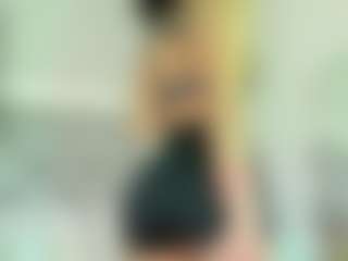 Live cam show with riiby - Striptease on CamClone