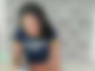 Live cam show with riiby - Brown Eyes Brown Hair on Camsoda