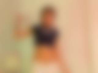 Live cam show with riiby - Foot Fetish Brown Hair on Hubzter Live