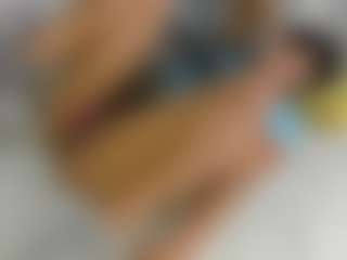 Live cam show with riiby - Brown Hair on camwithhim.com