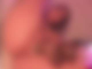 Live cam show with Danithacutie - Tease on Camsoda