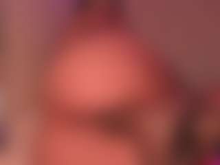 Live cam show with Danithacutie - Tease on Camsoda