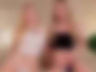 Live cam show with LoritaArzt - Facial Piercings on livesuperchat.net