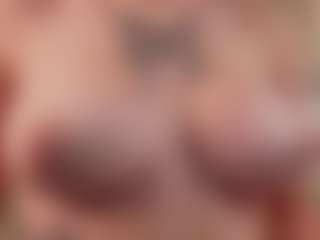 Live cam show with LoritaArzt - Gray Eyes on liverealitysex.com