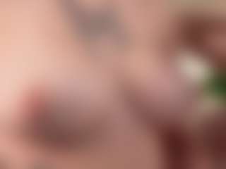 LoritaArzt's Live Sex Cam Show