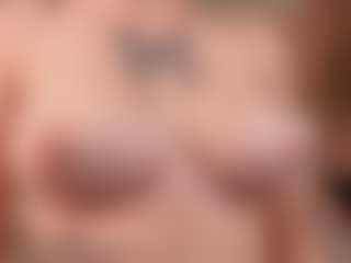 LoritaArzt's Live Sex Cam Show