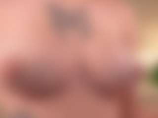LoritaArzt's Live Sex Cam Show