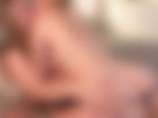 Live cam show with LoritaArzt - Dirty Talk on madthumbs