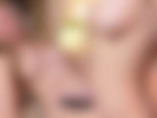 Live cam show with LoritaArzt - Tease on StripNow