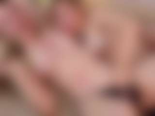 Live cam show with LoritaArzt - Blonde Hair on Camsoda
