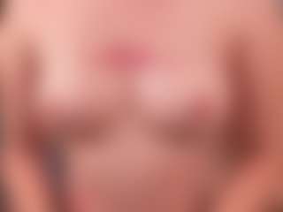 Live cam show with LoritaArzt - Young Adult Teen (18+) on Camsoda