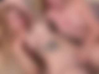 Live cam show with LoritaArzt - Teen (18+) on WildCum