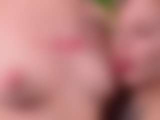 Live cam show with LoritaArzt - Facial Piercings on Camsoda