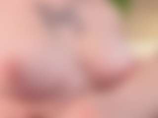 Live cam show with LoritaArzt - Facial Piercings on Camsoda