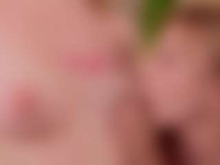 Live cam show with LoritaArzt - Blonde Hair on intimatelivegirls.com