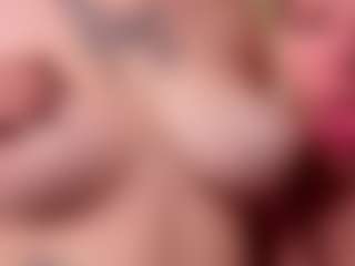 LoritaArzt's Live Sex Cam Show