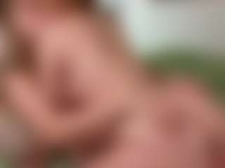 Live cam show with LoritaArzt - Tease on Soda Cam