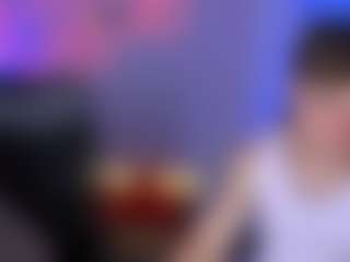 Live cam show with rafael-bien - Romanian on Camsoda