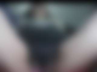 vivian-milf-paint's Live Sex Cam Show