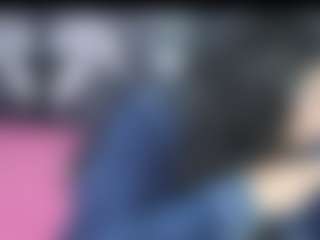 Live cam show with vivian-milf-paint - Smoking on TastyBlacksLive