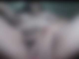 vivian-milf-paint's Live Sex Cam Show