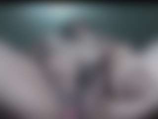 vivian-milf-paint's Live Sex Cam Show