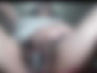 vivian-milf-paint's Live Sex Cam Show