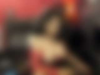 Live cam show with AmelieMartinez - Strapon on Camsoda