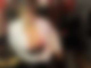 AmelieMartinez's Live Sex Cam Show