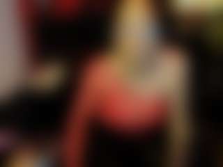 Live cam show with AmelieMartinez - Mature on Camversity