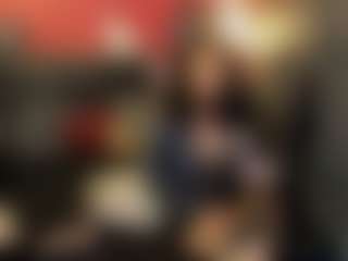 Live cam show with AmelieMartinez - Hairy Pussy on Cam Slut