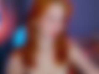 Live cam show with EricaNelson - Green Eyes on Camiplay Live