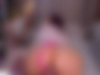 Live cam show with misskitty292 - Tittyfuck on liverealitysex.com