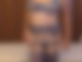 AnyaShySmile's Live Sex Cam Show