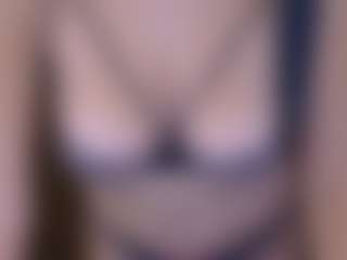 Live cam show with AnyaShySmile - Middle Aged on Adult Interactions