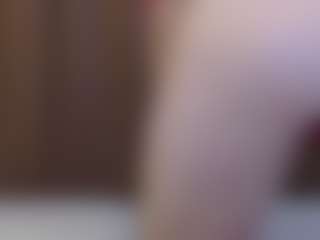 AnyaShySmile's Live Sex Cam Show