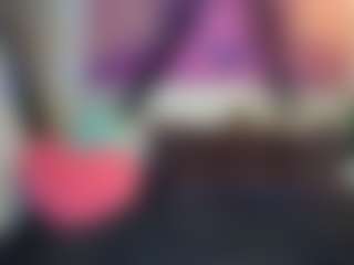 Live cam show with BarbieRiot - Petite Teen (18+) on Livezox
