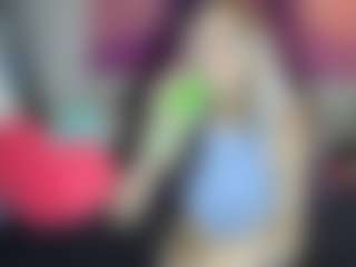Live cam show with BarbieRiot - Muscle on CamwithHer