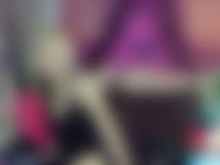 Live cam show with BarbieRiot - Curly on StripNow