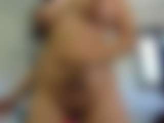 Live cam show with CarlaDevon - Green Eyes on Camsoda