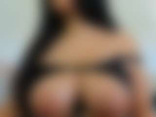 CarlaDevon's Live Sex Cam Show