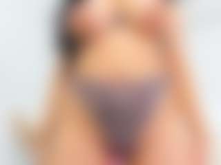Live cam show with CarlaDevon - Green Eyes on Camming Site