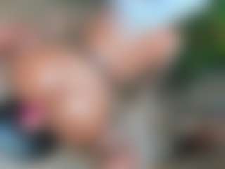 Live cam show with DiamondJoXXX - Brown Eyes on Cam Slut