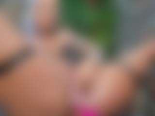 Live cam show with DiamondJoXXX - Brown Eyes Blonde Hair on Mixed Magazine Live