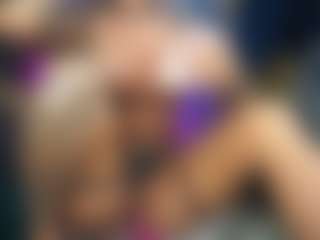Live cam show with DiamondJoXXX - Blonde Hair Big Tits on CamClone