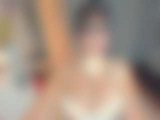 Live cam show with Sara - Thin on Strip Flash - Live Sex Shows