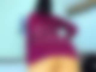 Live cam show with Sara - Big Nipples on CamClone