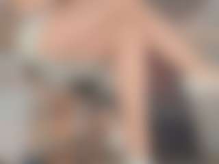 Live cam show with Sara - Pantyhose on liverealitysex.com