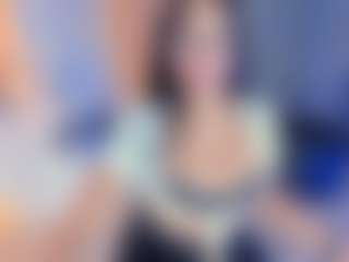 Live cam show with Sara - Athletic on Mixed Magazine Live