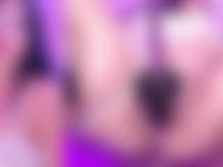 Live cam show with KittieEvaa - Ass Bouncing on milfzrlive.com